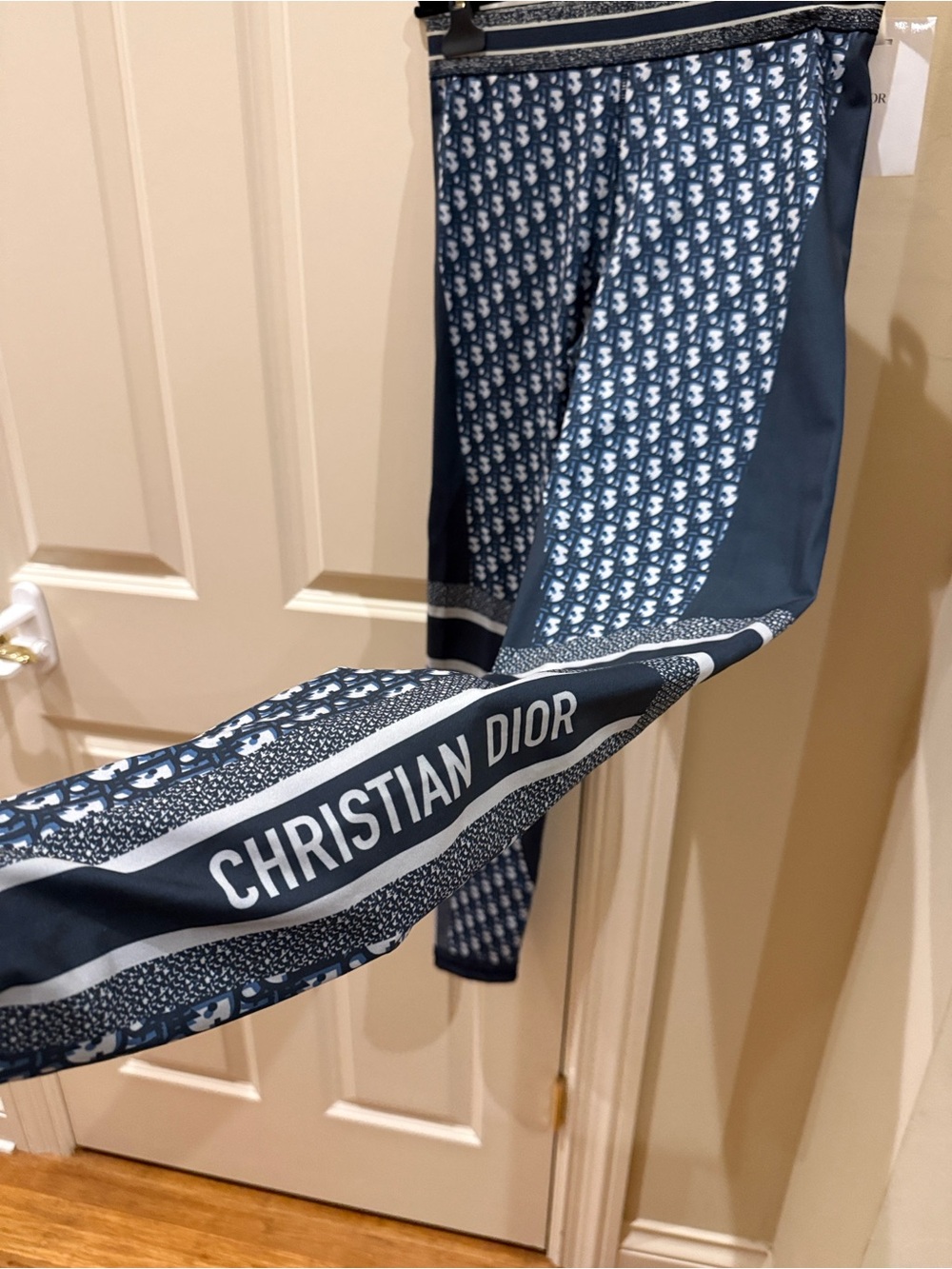 Dior Navy and White Logo-Pattern Girls' Leggings. BNWT. Never worn. - Picture 2 of 11
